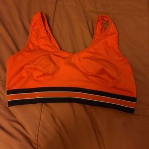 Ruby Ribbon 38 sports demi